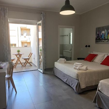 Viariva Rooms كالياري المظهر الخارجي الصورة