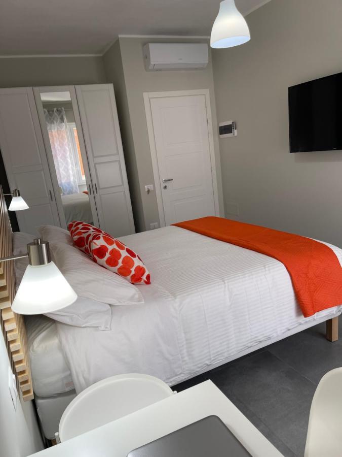 Viariva Rooms كالياري المظهر الخارجي الصورة